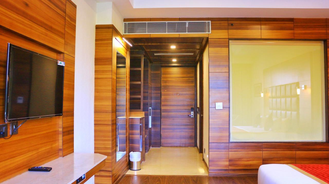City Park Resort Bahādurgarh Екстериор снимка